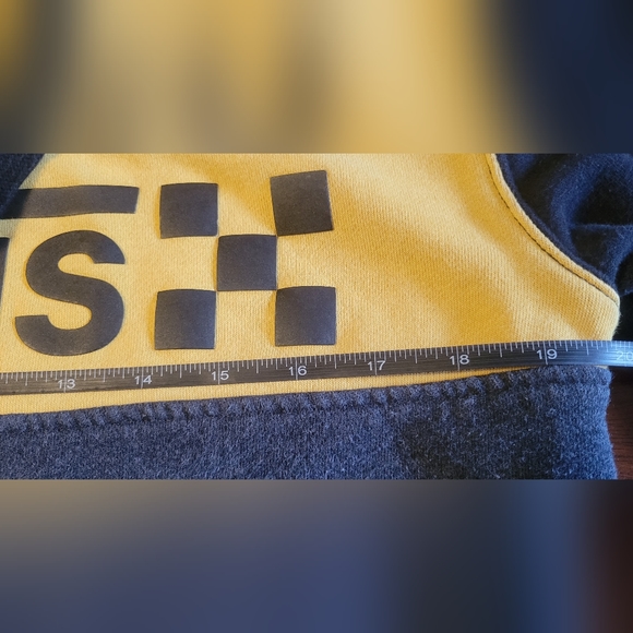 Vans Men's Hooded Sweatshirt - Picture 5 of 10